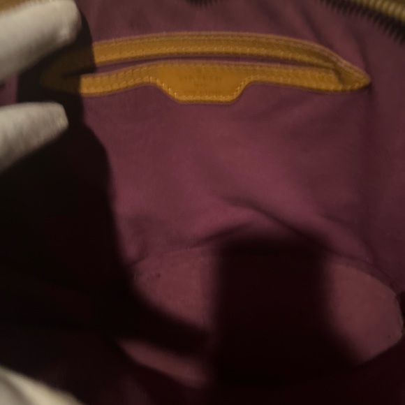 Authentic Vintage Louis Vuitton Tan Vanille Epi Leather Trapeze Bag Handbag - Picture 5 of 6